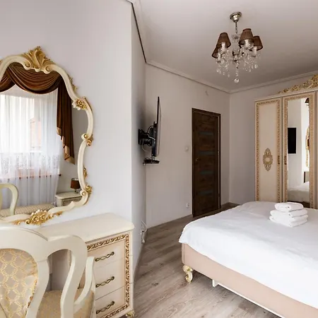 Wieniawskiego Royal Charm By Bookinghost Apartamento